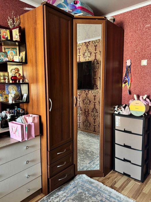 Спальный гарнитур