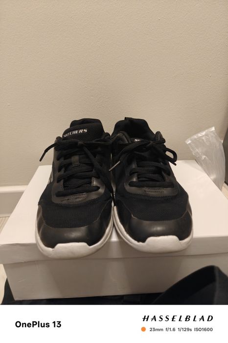 Продаю skechers оригинал