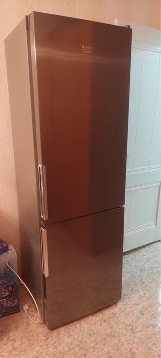 Продам б/у холодильник