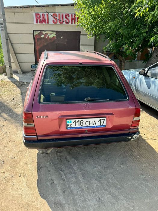 Мерседесбенс  1992 ж