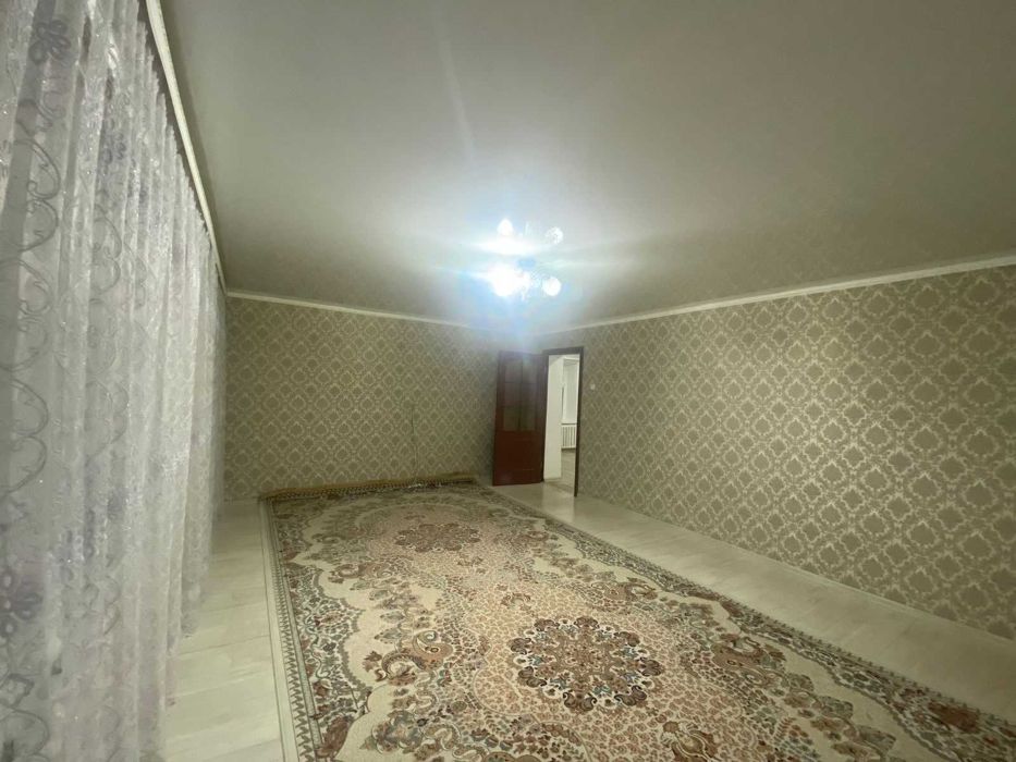 Продам  трех комнатную квартиру