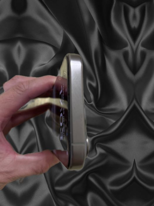 Срочно продам Айфон 15 про 128 г