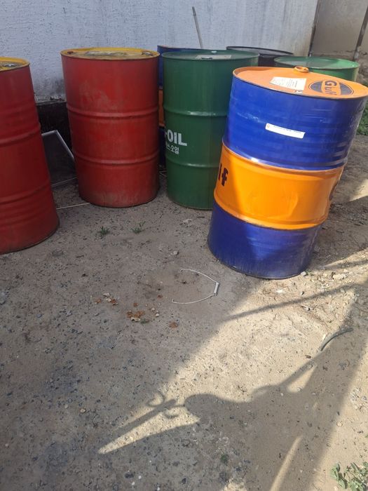 Продам бочки 200 литр