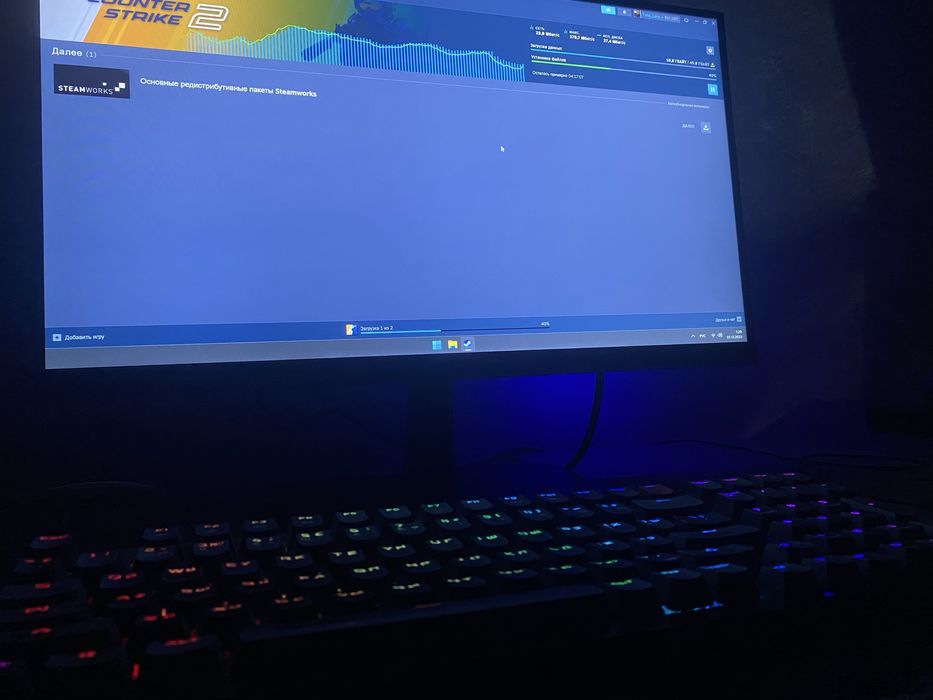 монитор в 75гц в отличном состояний