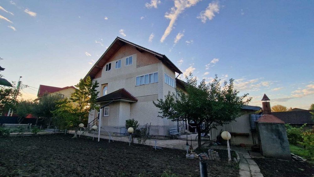 Casa de Inchiriat