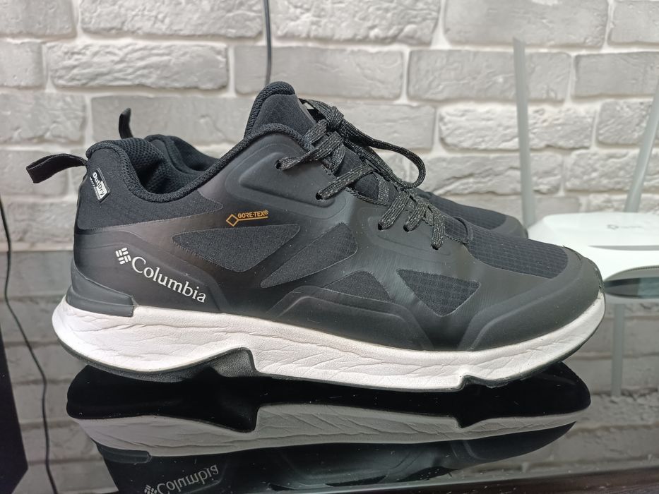 Оригинальные кроссы Columbia
