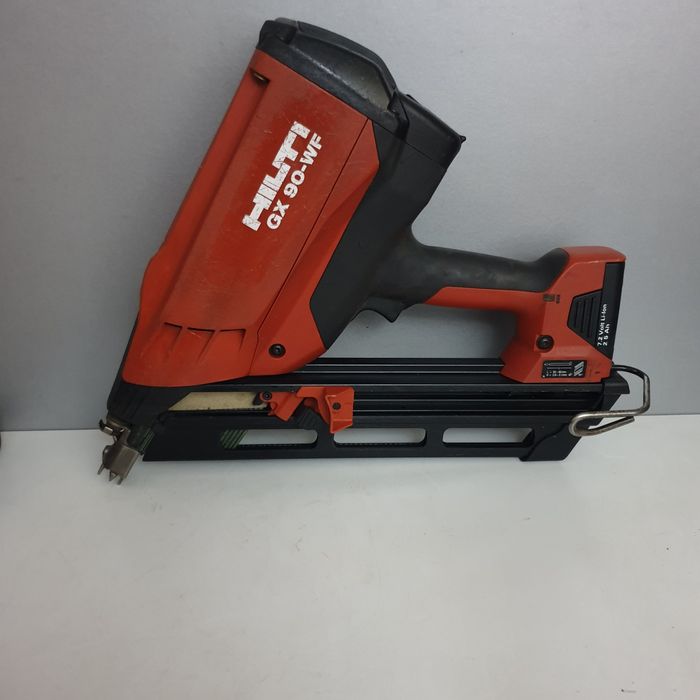 Hilti GX 90-WF Pistol de puscat cuie în lemn