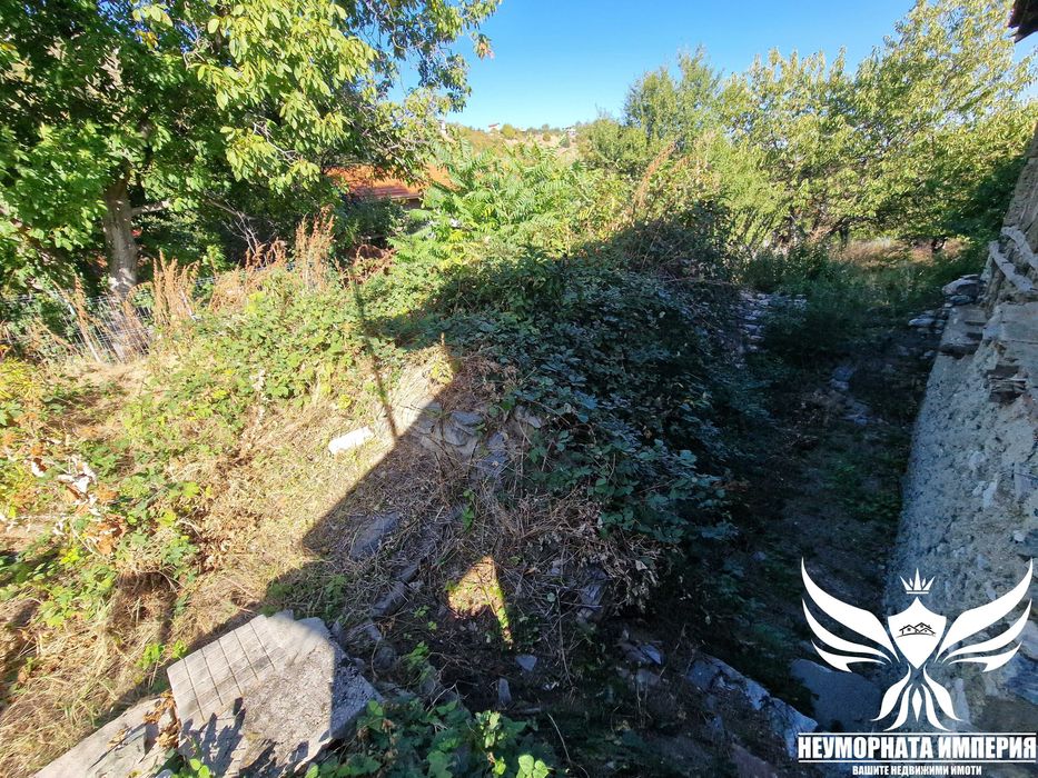 Продавам два парцела 530кв.м. в с.Руен, общ.Куклен статут УПИ