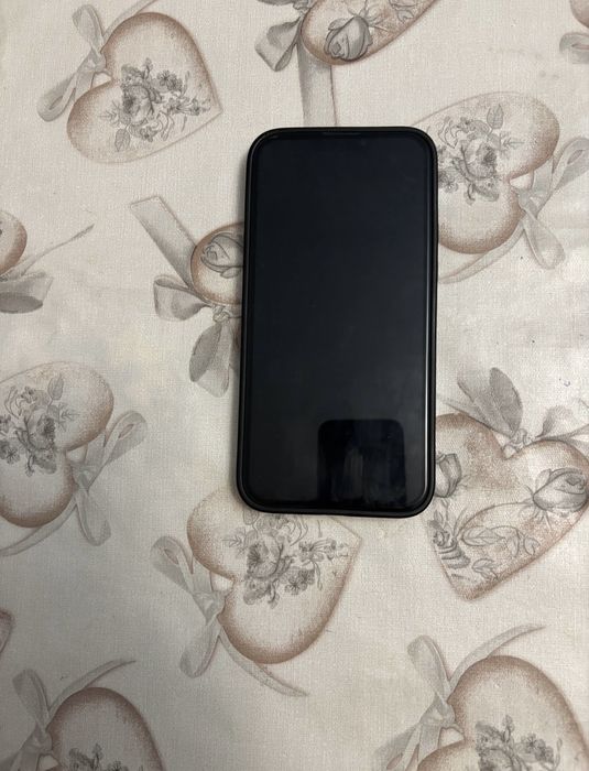 Айфон 15 б/у продается