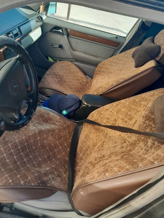 Мерс 124 подешка