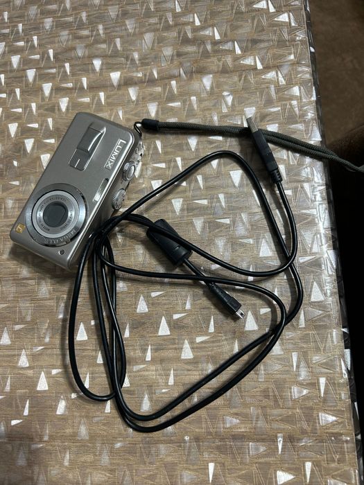 Фотоапарат Панасоник лумикс