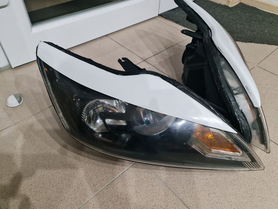 Faruri Ford Focus MK2 Facelift cu folie 3M
