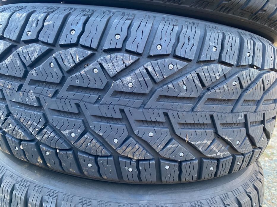 Продам шипы R 265/65 R17