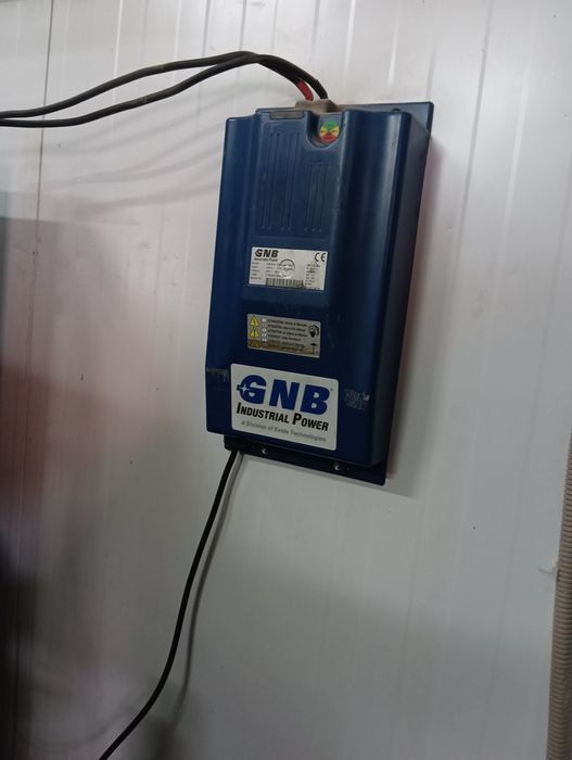 Продам вилочный погрушик