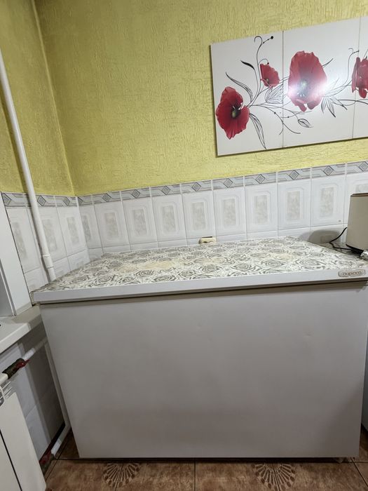 Продам морозильную камеру Бирюса