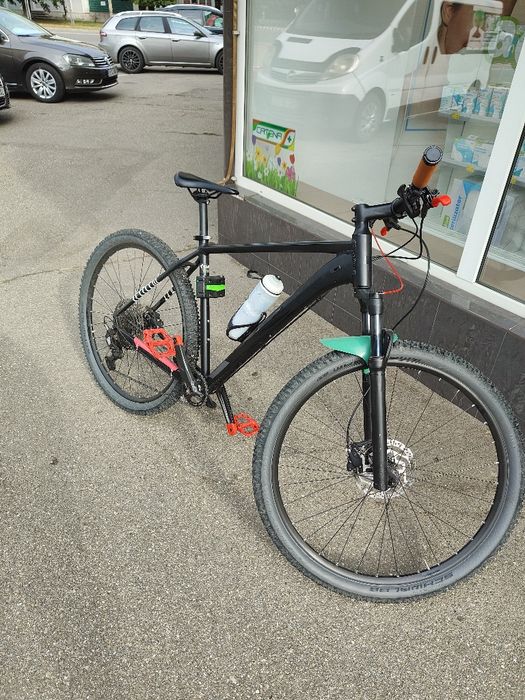 Vând bicicleta Cube Attention 29