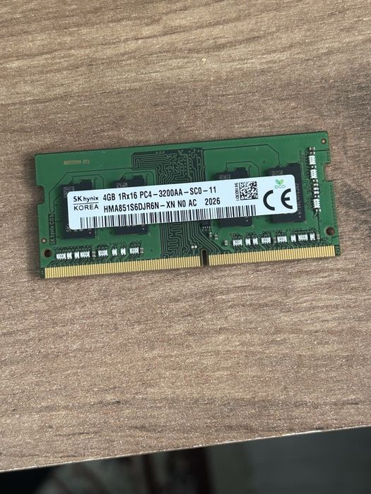 продам ddr4 4gb 3200MHz