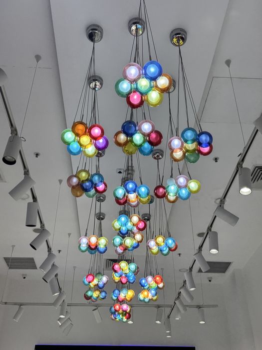 Candelabru TOMASUCCI ITALIA de un mare efect vizual.20 buc pe stoc