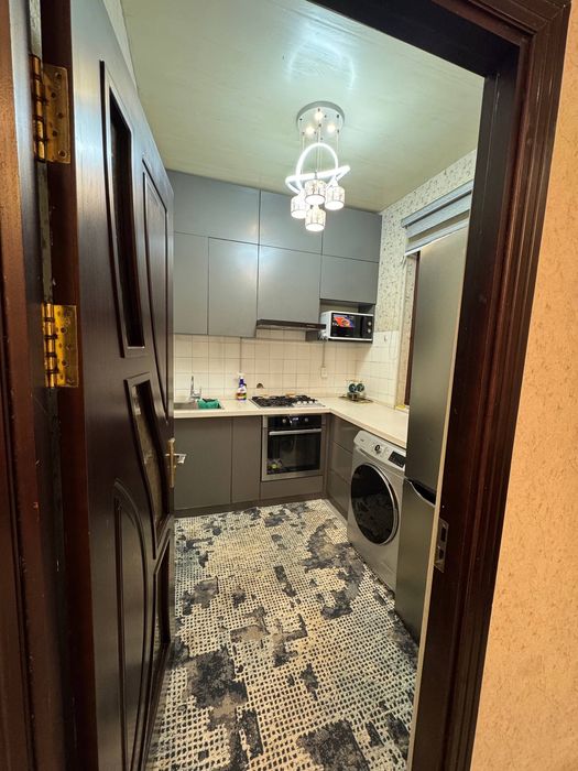 Чиланзар 12 квартал Фархадский Оазис 2х комнатная с обстоновкой