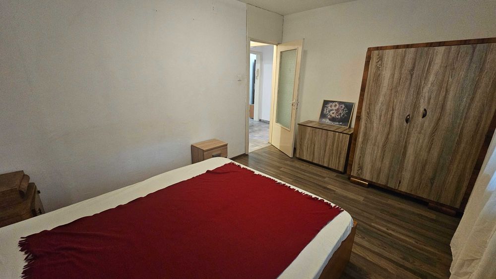 Proprietar ofer spre inchiriere apartament 3 camere Timisoara zona Complex