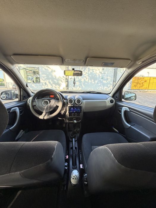 Se vinde Dacia Sandero 1.4 , benzina + gpl omologat , an 2009