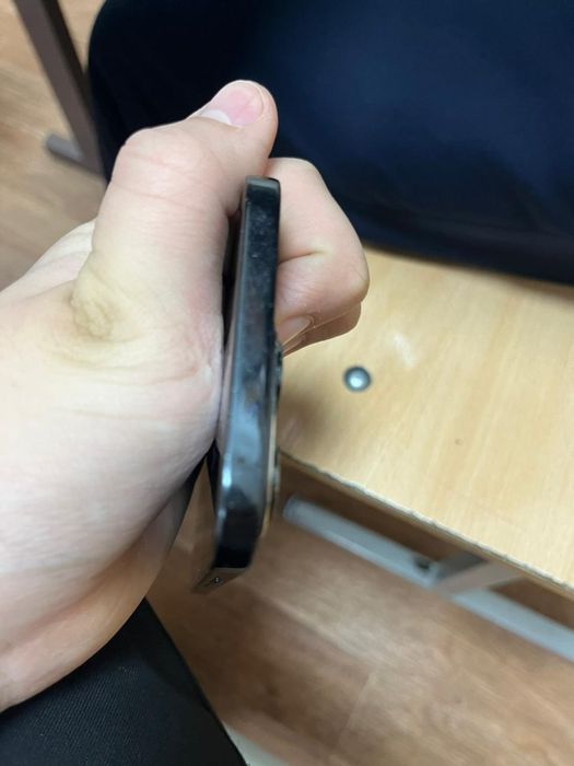 Продам телефон Honor X8B