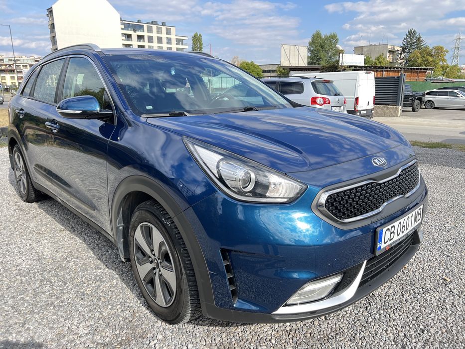 Kia Niro Киа ниро хибрид 2018 година