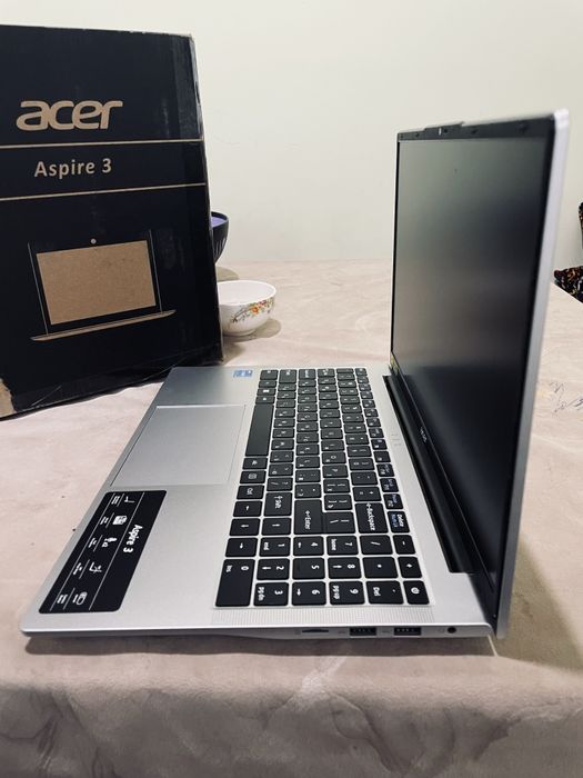 Notebook 16 ga 512 ssd i5 13 avlod  kami bor