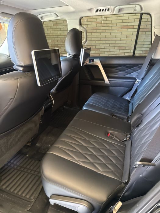 Land cruiser prado