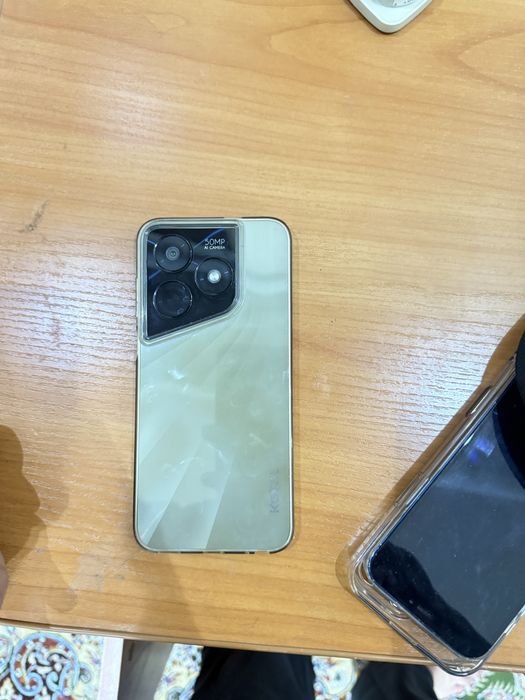 Телефон сотилади каропкадан очилган лекн ишламаган