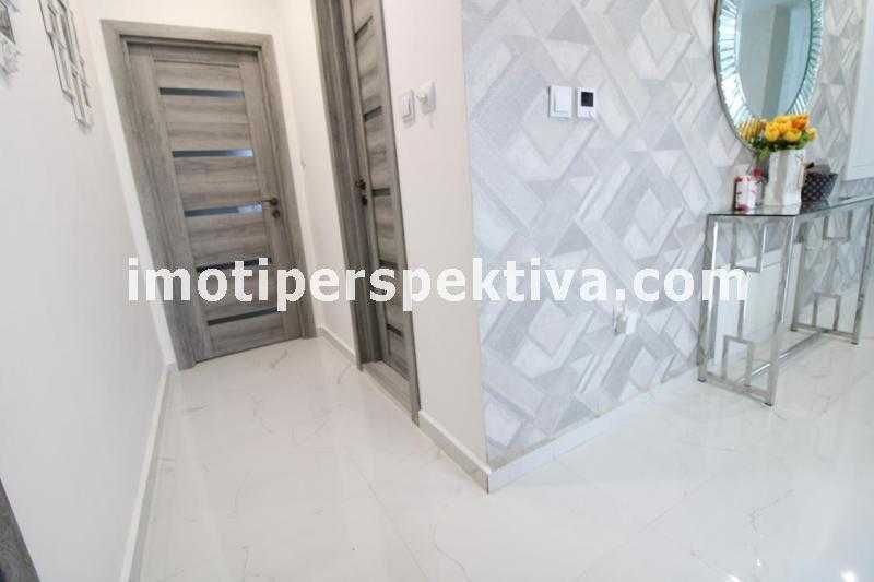 Продава се Тристаен апартамент в Пловдив, Кършияка - 160 кв.м за 2163 €/кв.м - Снимка #17