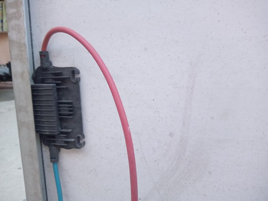 Panouri solare și invertor de 5 kw
