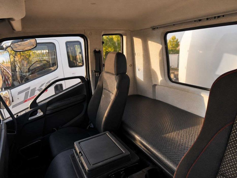 FAW 20 kubli Vodovoz — 20 000 litr suv uchun kuchli yechim