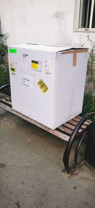 Продам термобокс, большой.