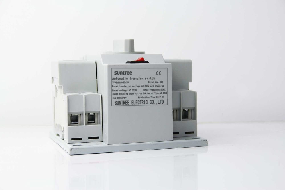Suntree Автоматични Ум шалтери 63А монофазен/трифазен мрежа/инвертор