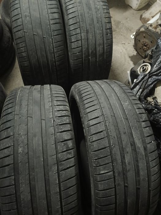 Шины летние 265/45R21
