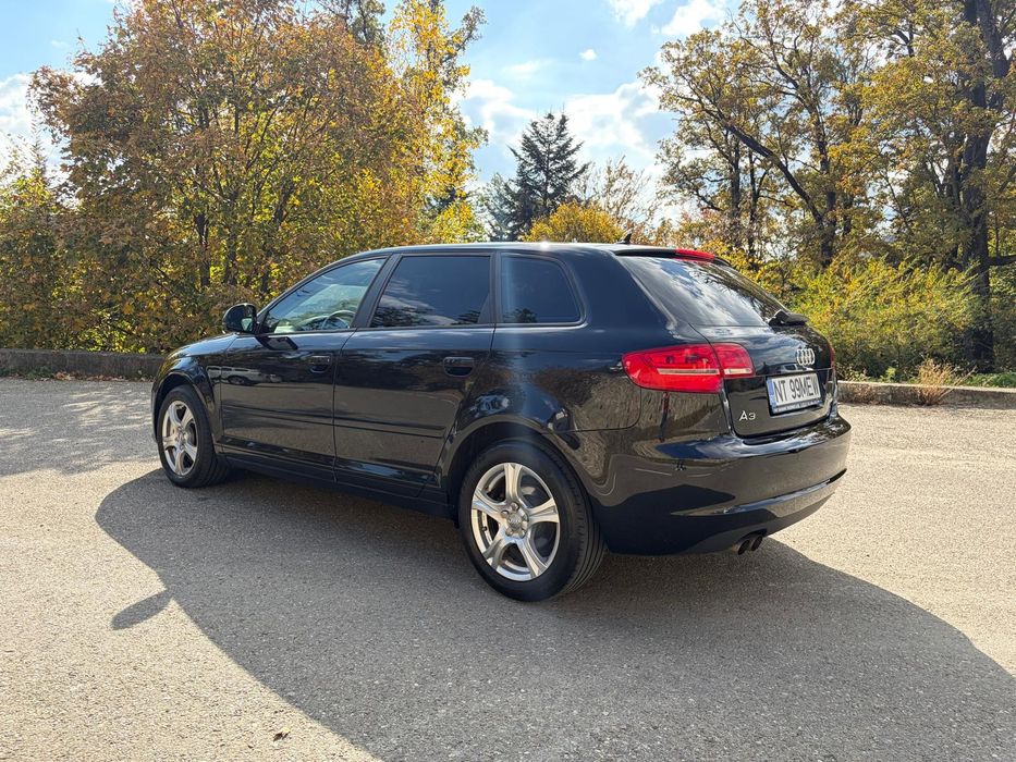 AUDI A3 Sportback 2010 — imagine 3