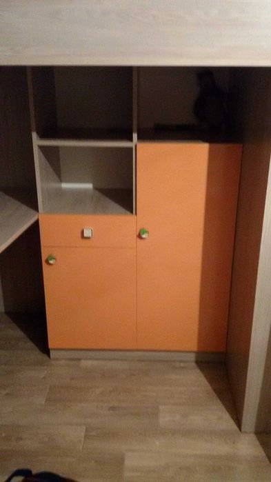 Подростковая детская кровать.