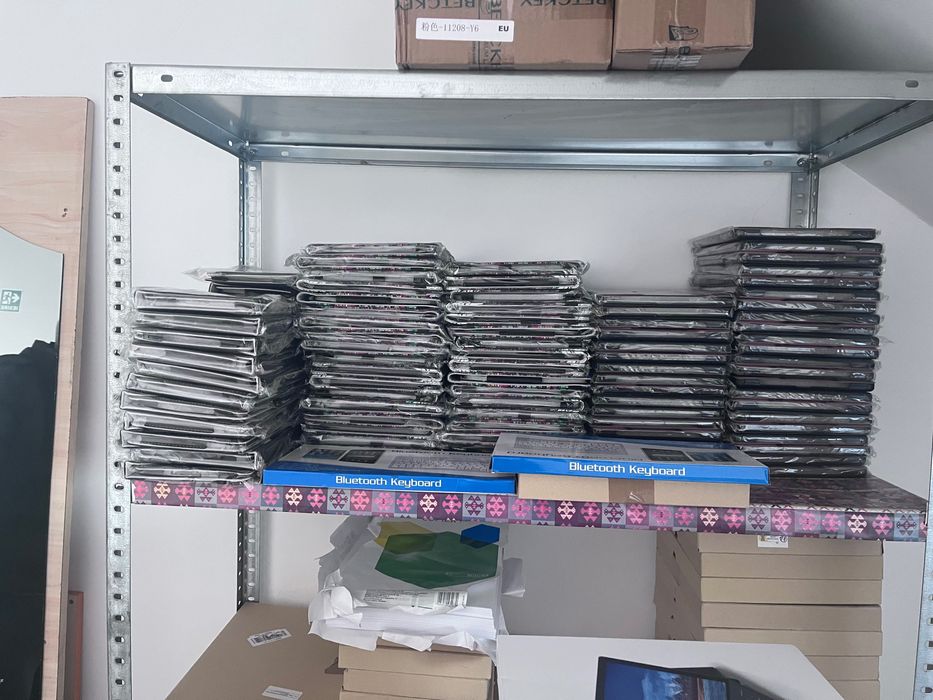 Huse universale de tablete