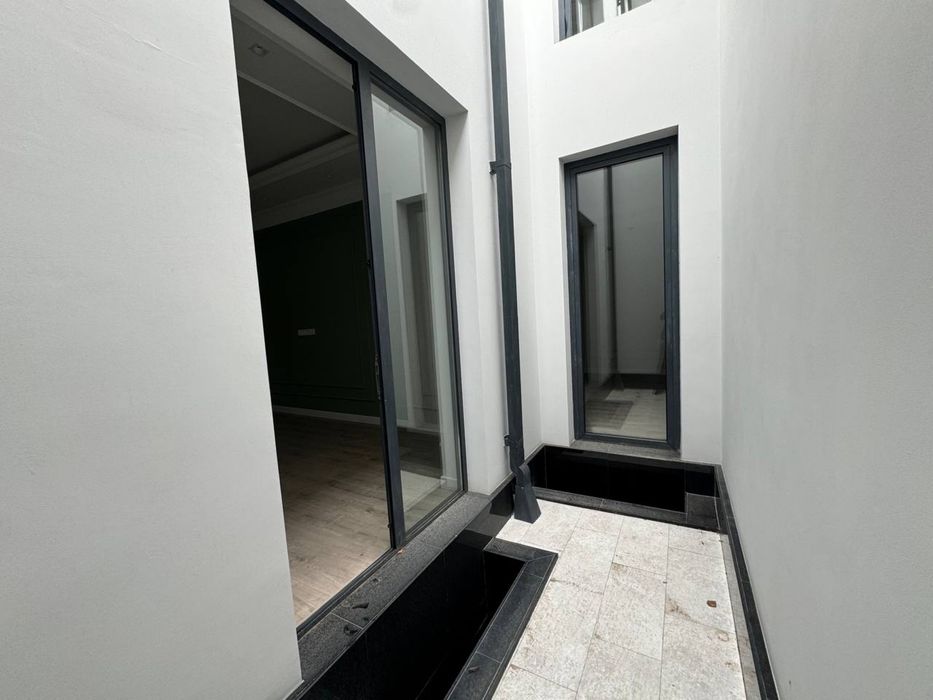 Продается дом Юнусабад Батумская Уста ширин  2.5 соток