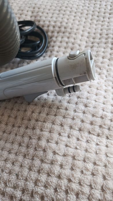 Моющий пылесос iris ohyama rns-p10-w