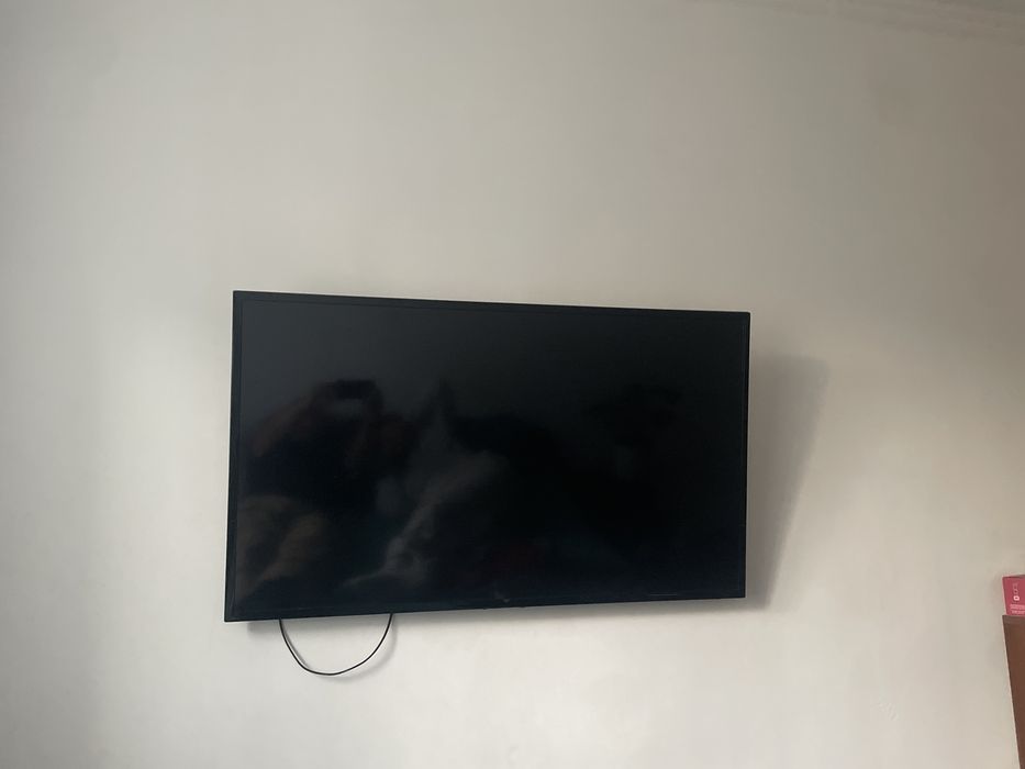 Телевизор Samsung 120 см