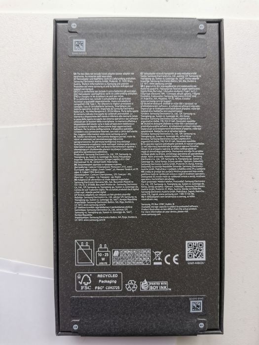 Schimb Samsung  S 25 512 gb, SIGILAT, cu Honor Magic 8 Pro, sau Samsung S25 Plus