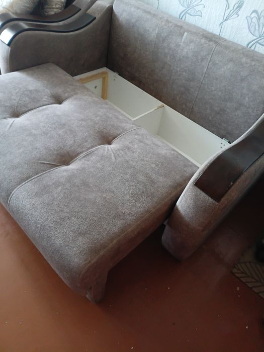 Диваны б/у  раскладные