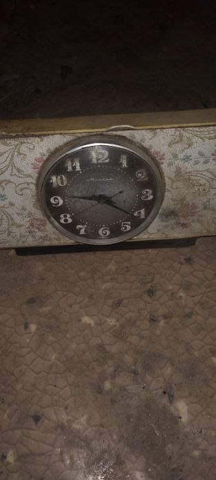 продам часы реалетит 75 годов