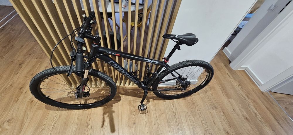 Bicicleta MTB Cannondale Trail 6 29"