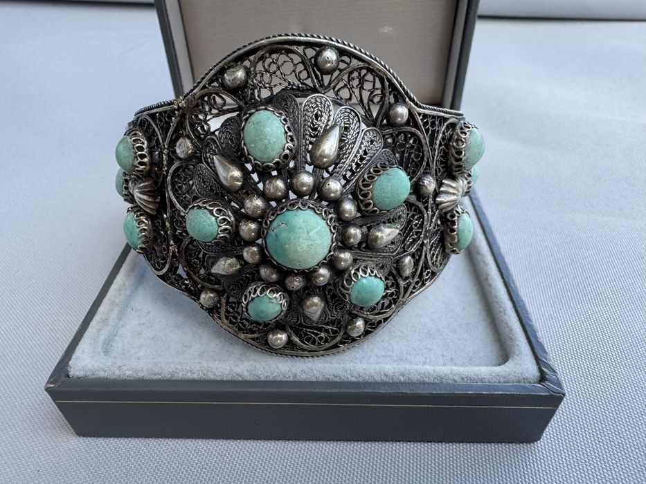 Bratara din argint si turcoaze