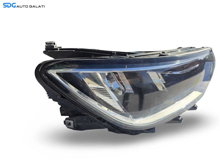Far Dreapta FARA Xenon Volkswagen Passat B8 2014 - 2019 [L0894]