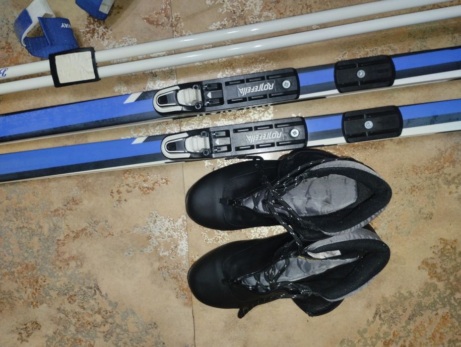 Продам беговой лыжи