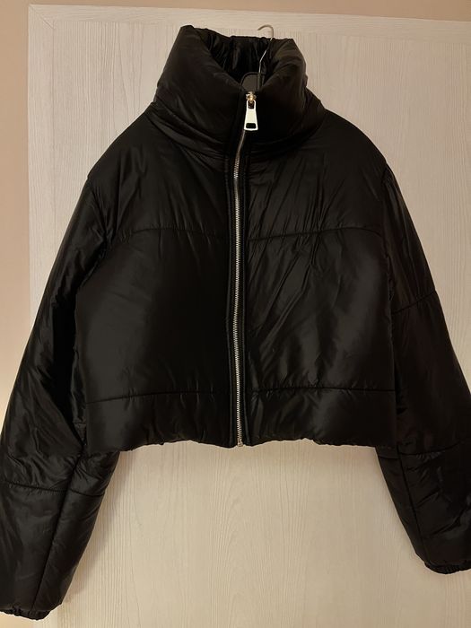 Дамска къса пухенка